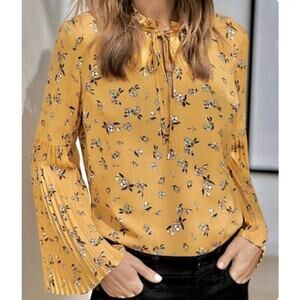 NWT Lauren Ralph Lauren Floral Pleated Bell Sleeve Top Size L Yellow Fairycore